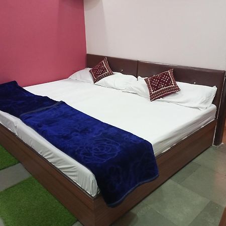 Aashirwad Residency Bed & Breakfast Ujjain Ngoại thất bức ảnh