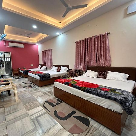Aashirwad Residency Bed & Breakfast Ujjain Ngoại thất bức ảnh