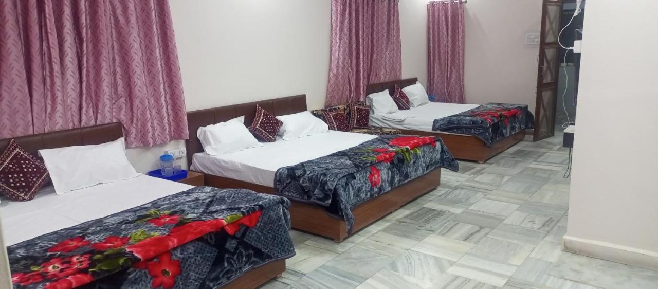 Aashirwad Residency Bed & Breakfast Ujjain Ngoại thất bức ảnh