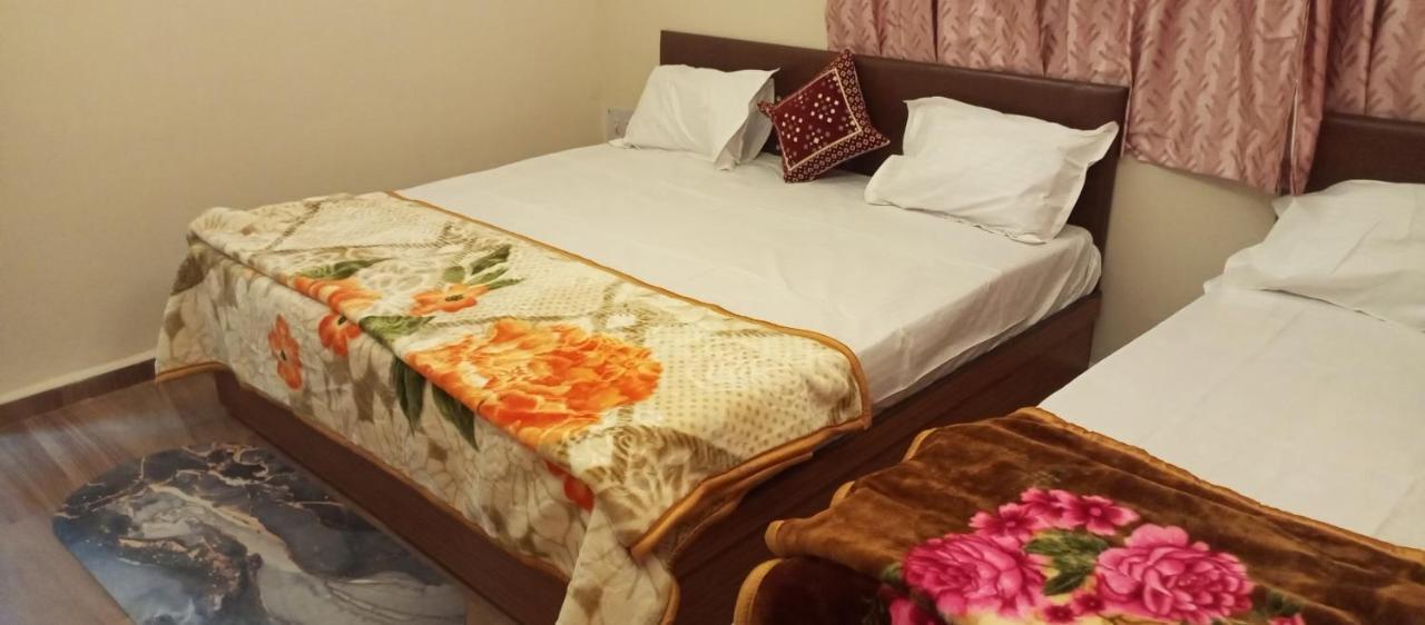 Aashirwad Residency Bed & Breakfast Ujjain Ngoại thất bức ảnh