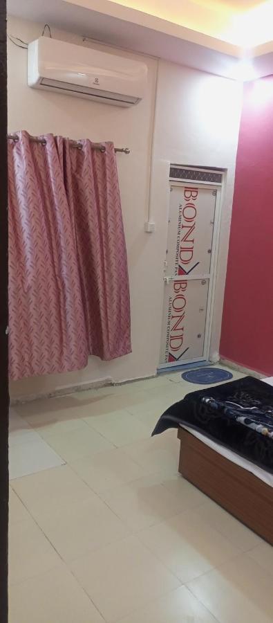 Aashirwad Residency Bed & Breakfast Ujjain Ngoại thất bức ảnh