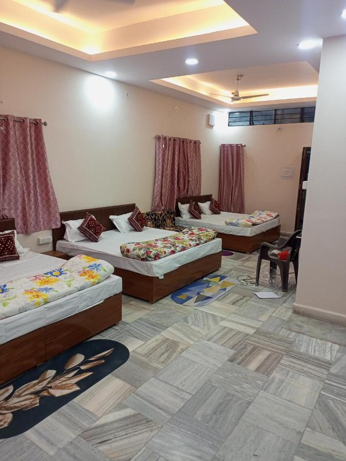 Aashirwad Residency Bed & Breakfast Ujjain Ngoại thất bức ảnh