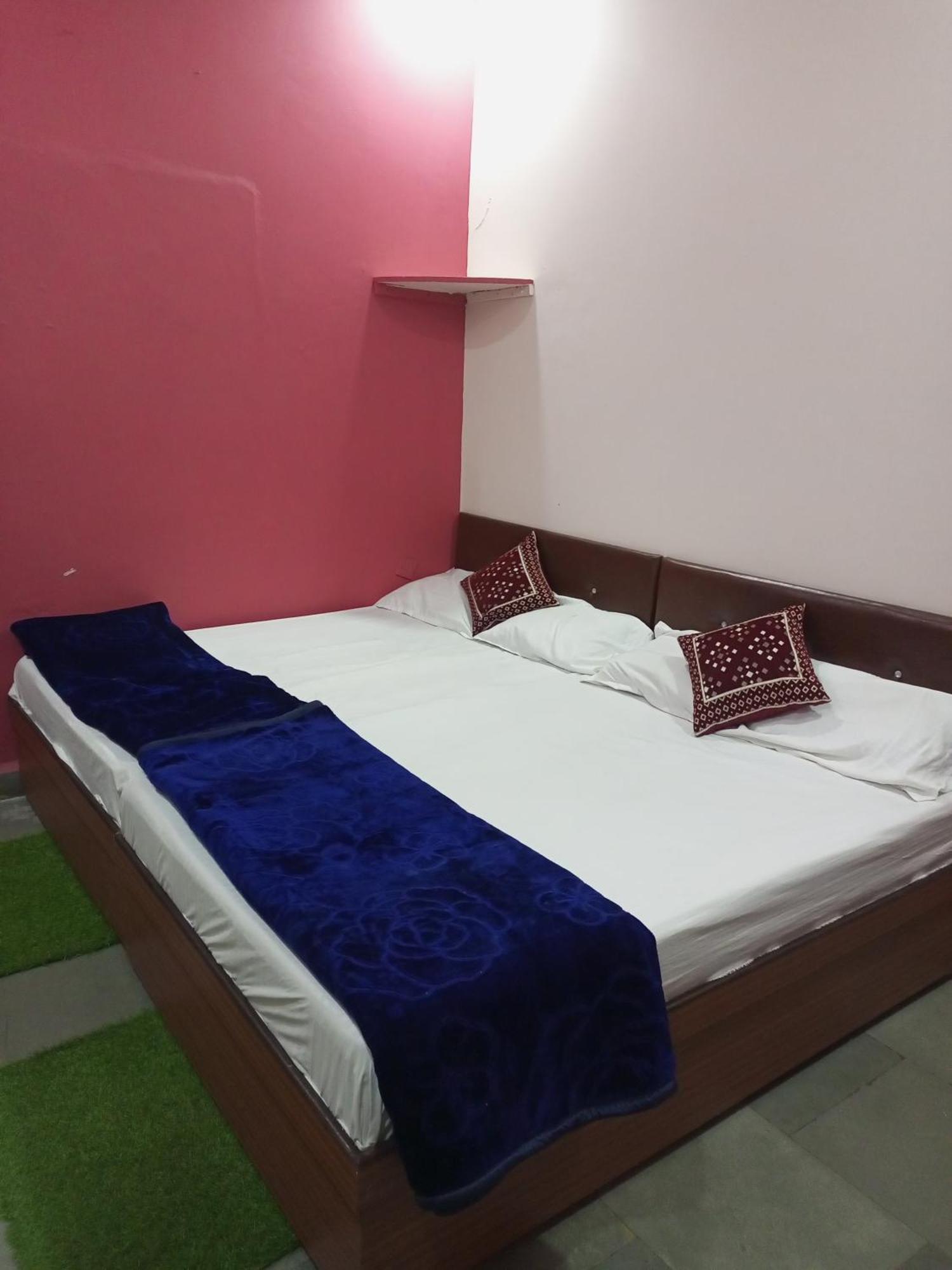 Aashirwad Residency Bed & Breakfast Ujjain Ngoại thất bức ảnh