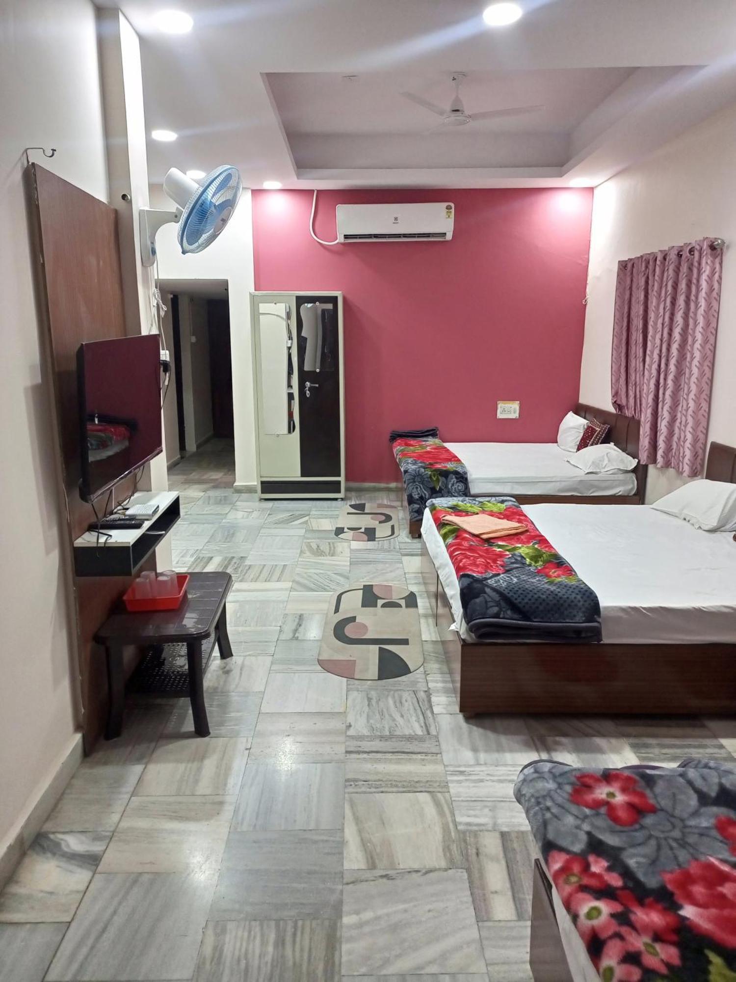 Aashirwad Residency Bed & Breakfast Ujjain Ngoại thất bức ảnh